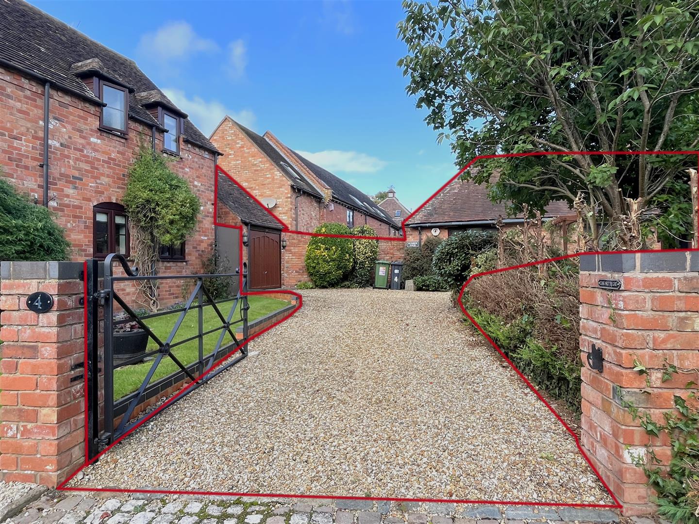 Sherbourne Court, Vicarage Lane, Sherbourne, Nr Warwick 3